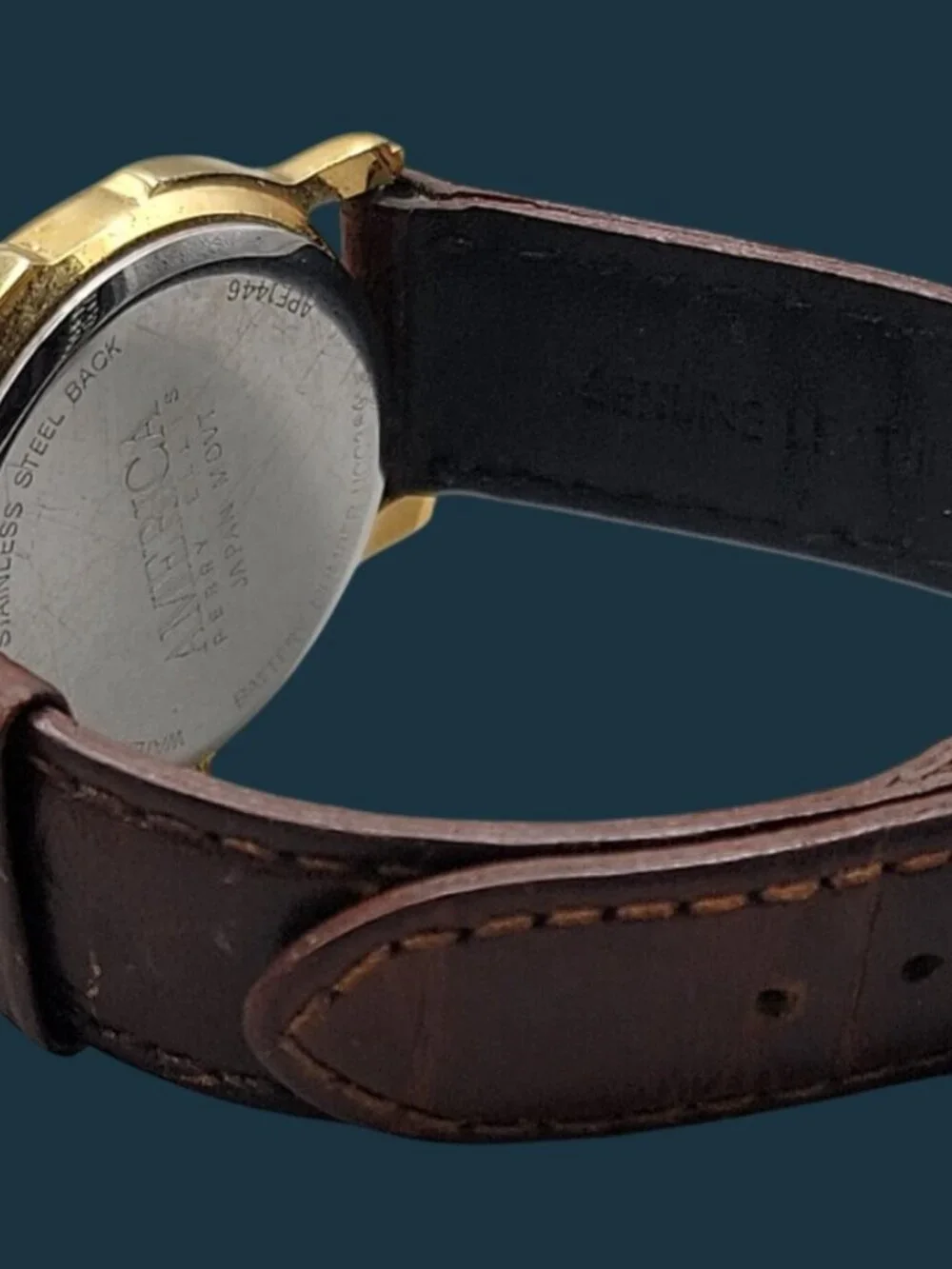 Vintage America Perry Ellis Quartz Watch 32mm Gold Case Brown Leather 7.5